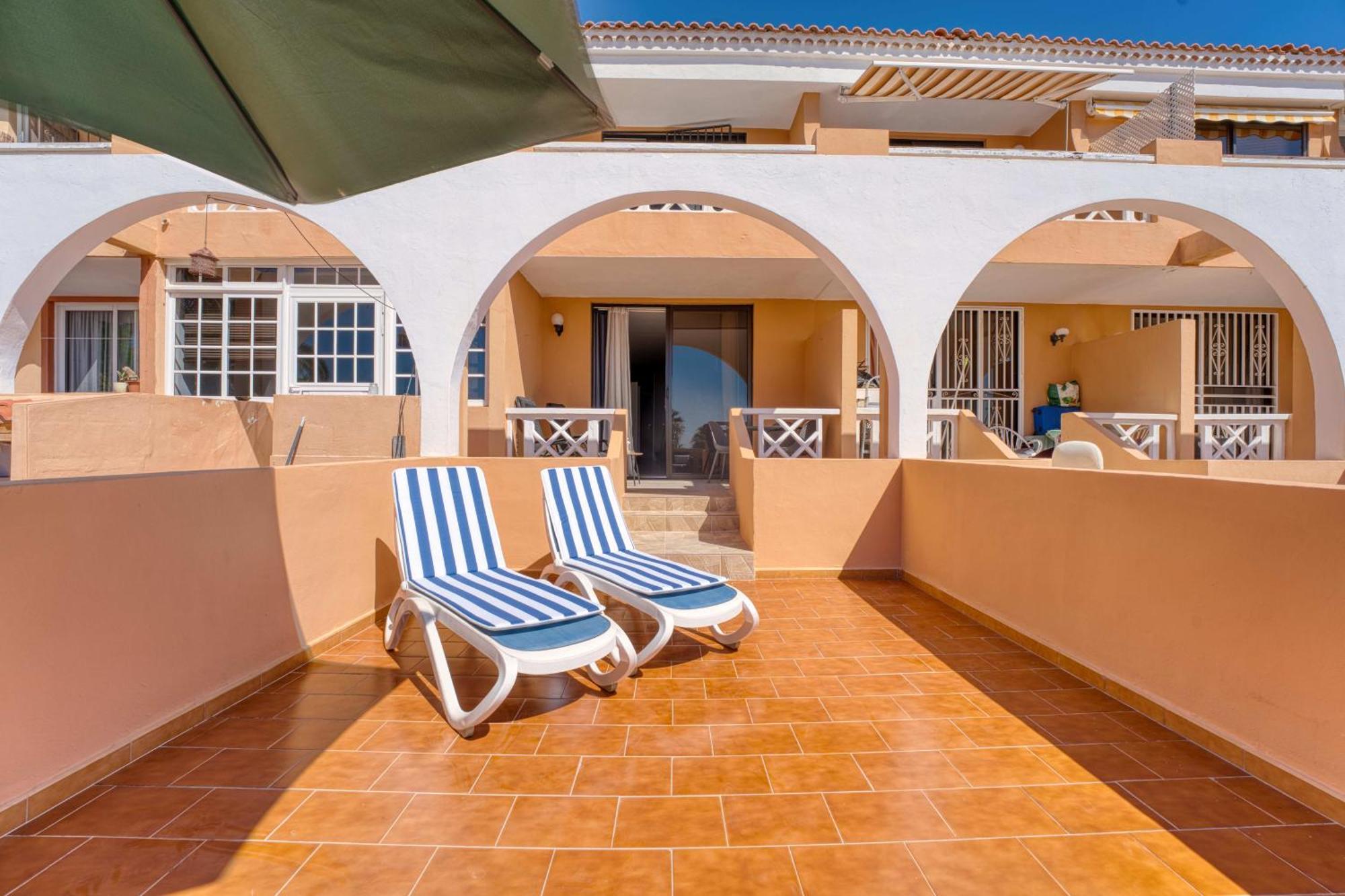 Estudio Con Terraza Y Vistas Espectaculares Ov302 アデヘ エクステリア 写真